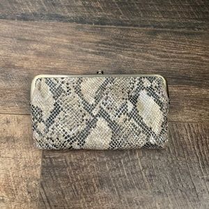 Hobo Lauren clutch wallet Snake print